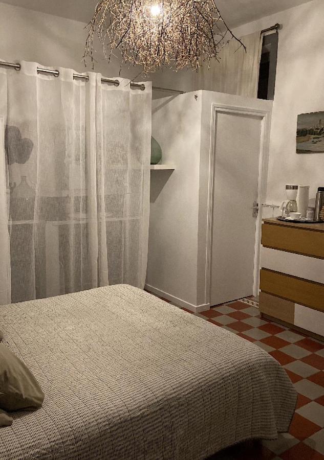 Le 17 Hotell Courthézon Exteriör bild