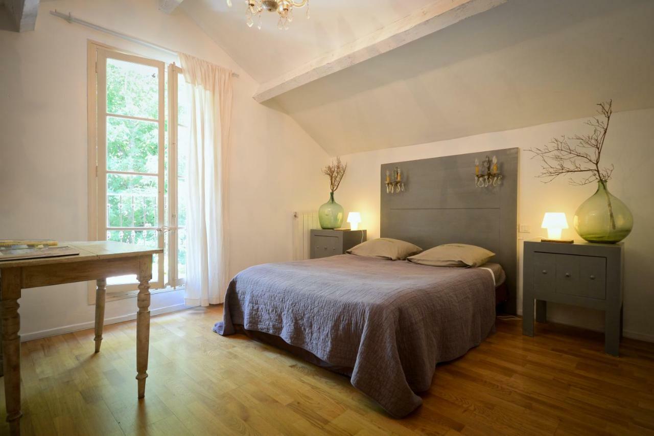 Le 17 Hotell Courthézon Exteriör bild